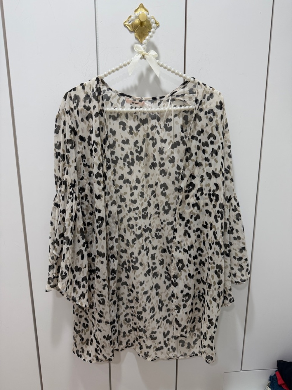 Francesca's Collections Black on Cream Sheer Animal Print Kimono